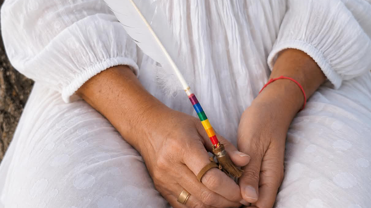 Pluma en la naturaleza